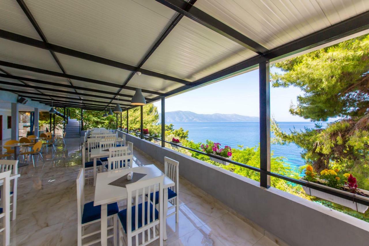 Isi Rooms Vlorë Esterno foto